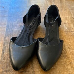 Anne Klein Elegant Black Women's Pointed Mary Jane Flats EUC